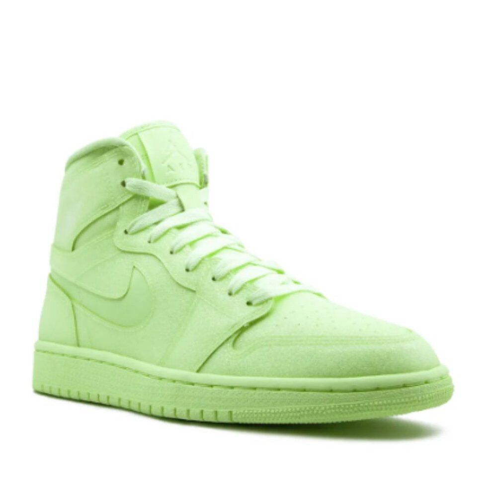 Jordan 1 Retro High Premium Barely Volt Green 8.5/40